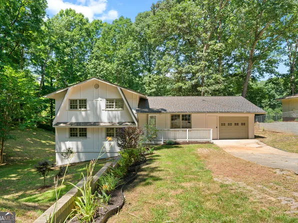 2787 Fran Mar Dr, Gainesville, GA 30506