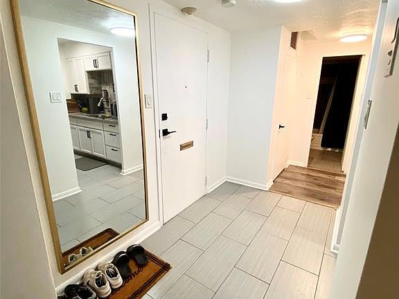 5th image of 111 Riverside Dr E #107