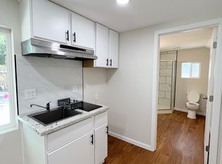 571 Ford Rd, Sacramento, CA 95838