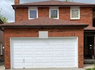 30 Sunbird Cres, Toronto, ON M1V 2Y2