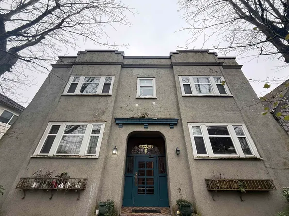 1086 W 10th Ave #14, Vancouver, BC V6H 1H8