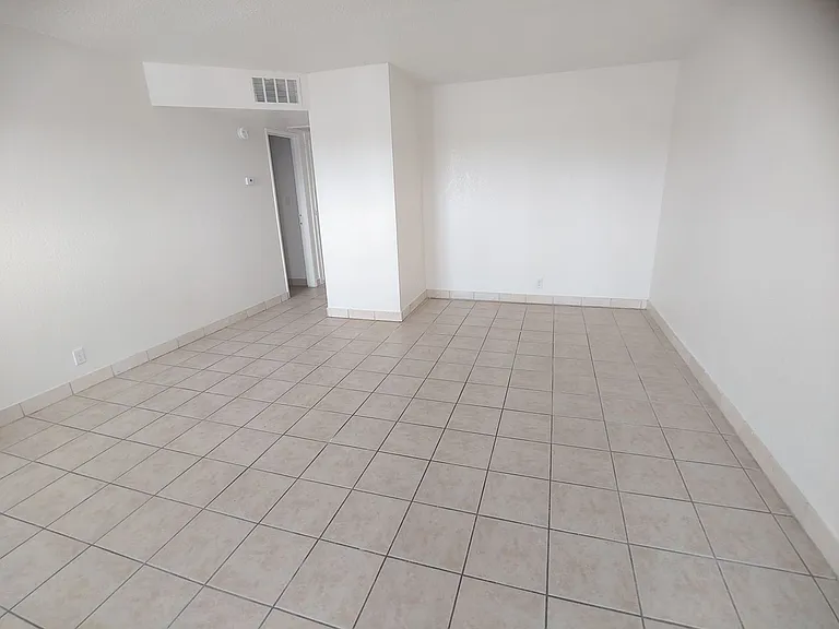 5240 Pebble Beach Blvd — Photo 2