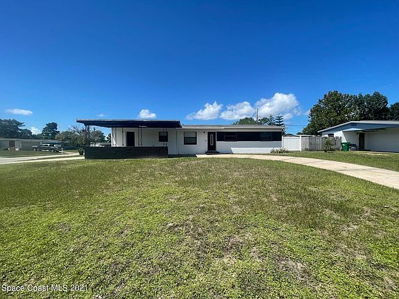 2nd image of 760 Karen Dr