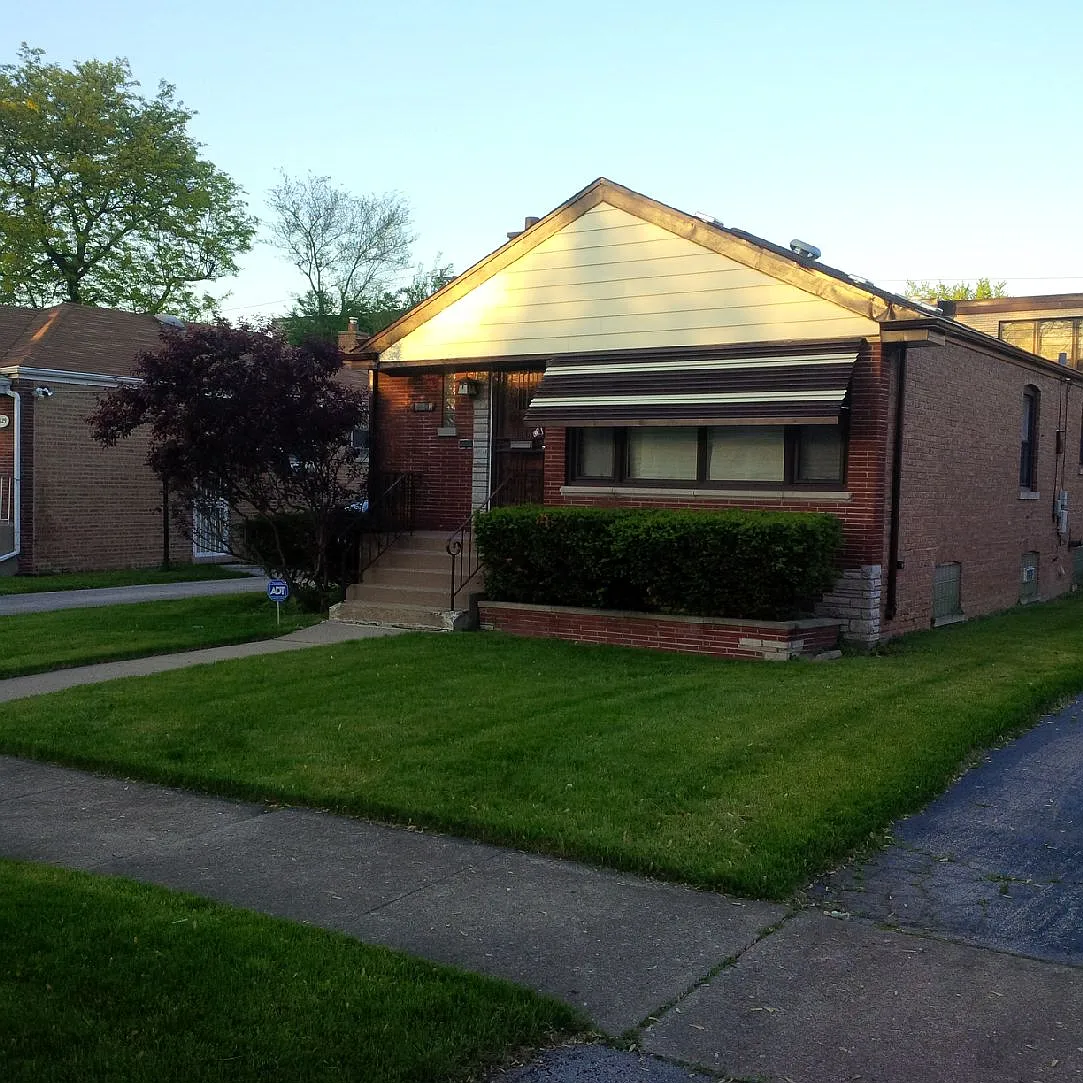 14633 La Salle St photo 1