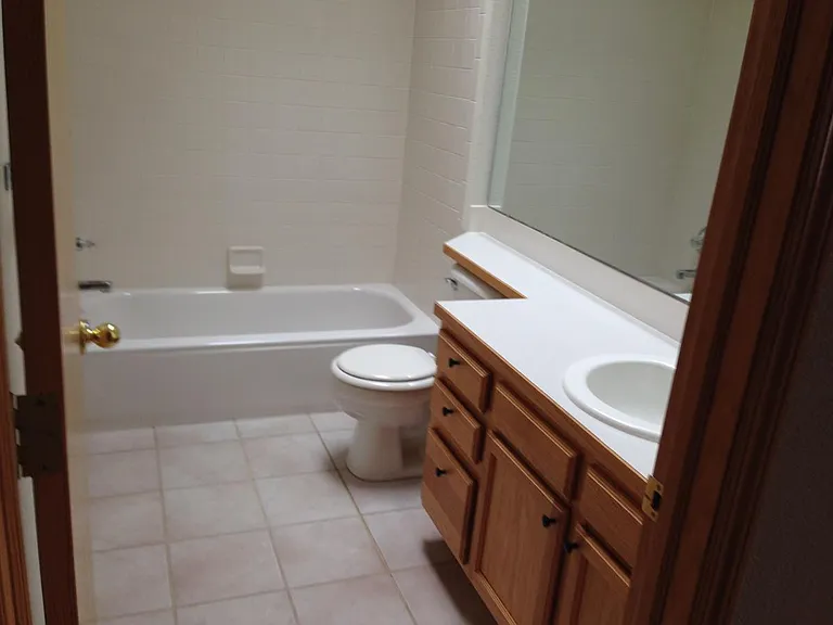 2102 Sweetwater Creek Dr — Photo 13