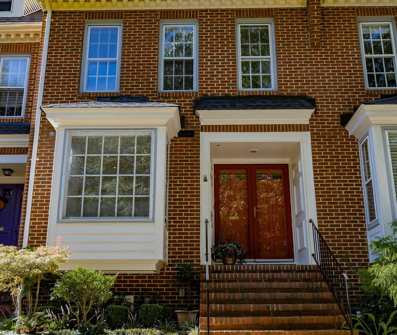 817 Botetourt Gdns — Photo 2