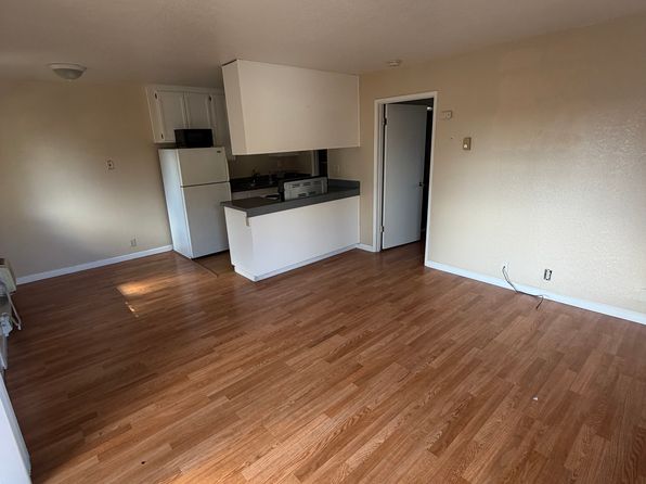 295 E Julian St #16
