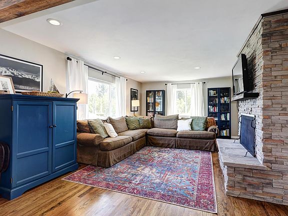 5th image of 1168 35th Ave