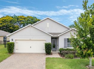 3315 Landing Vw, Tavares, FL 32778