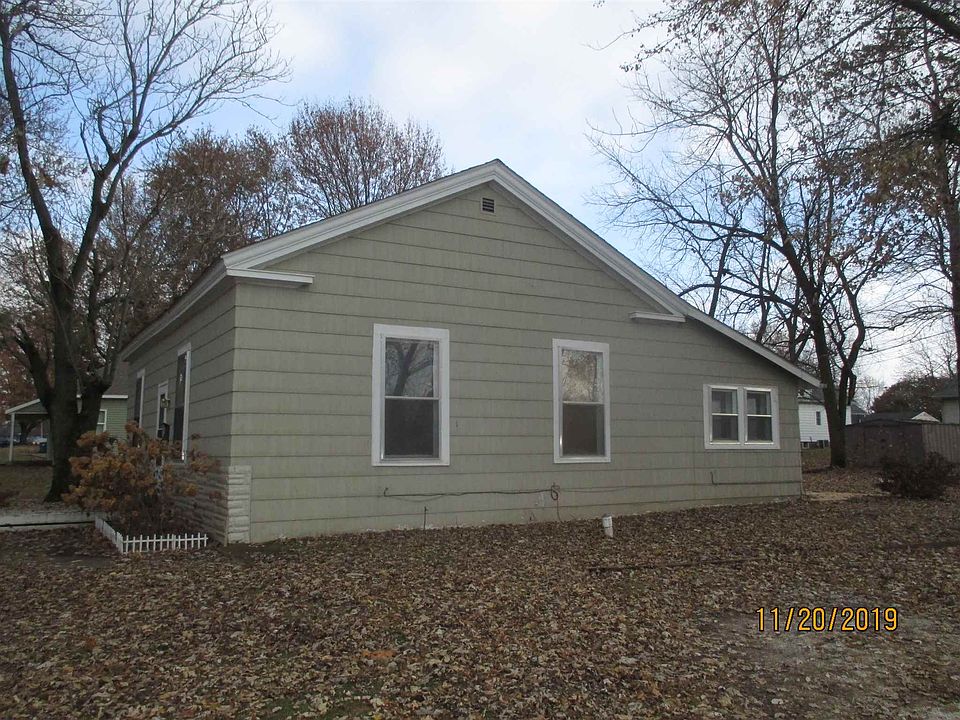 2nd image of 309 E Maple St