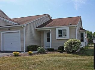 681 Patricks Ln, Webster, NY 14580