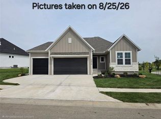 23910 W 112th Ter, Olathe, KS 66061