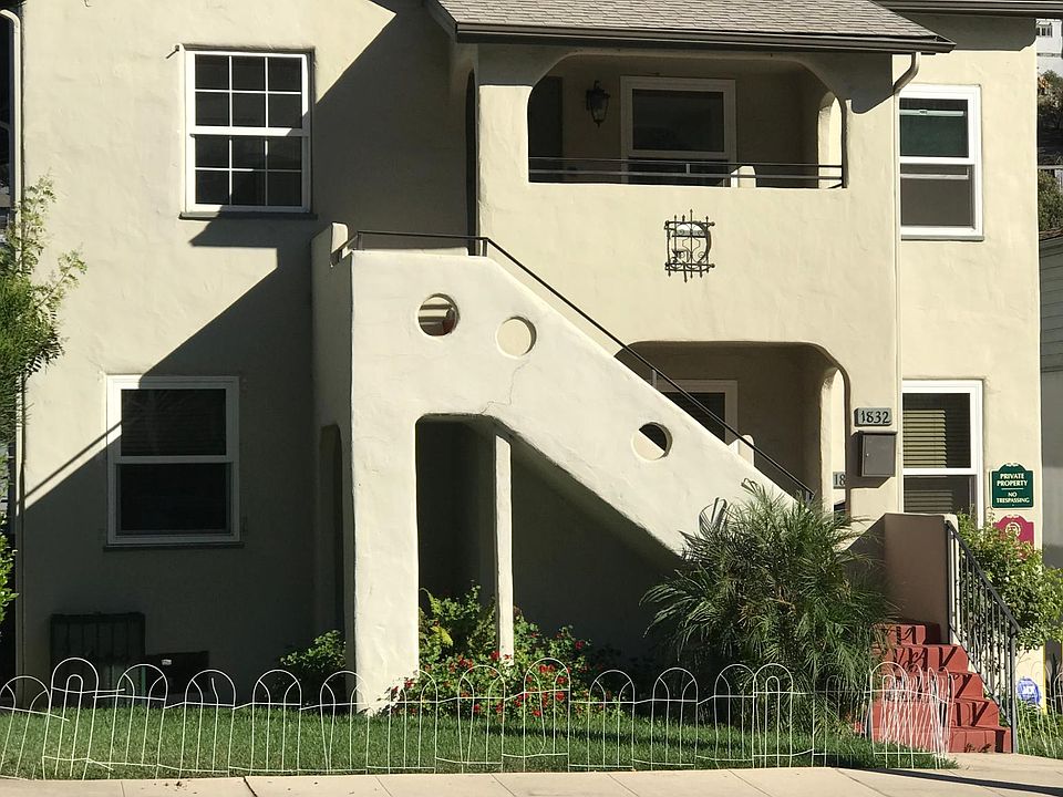 1st image of 1830 W Silver Lake Dr