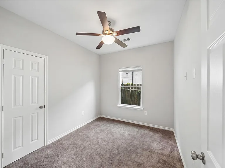 396 Westchase — Photo 11