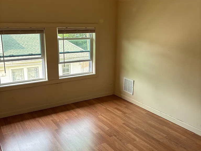 258 N Main St #3 — Photo 7