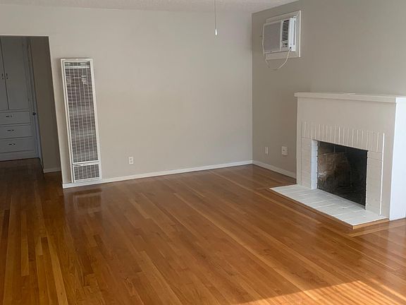 3rd image of 5724 Carlson Dr