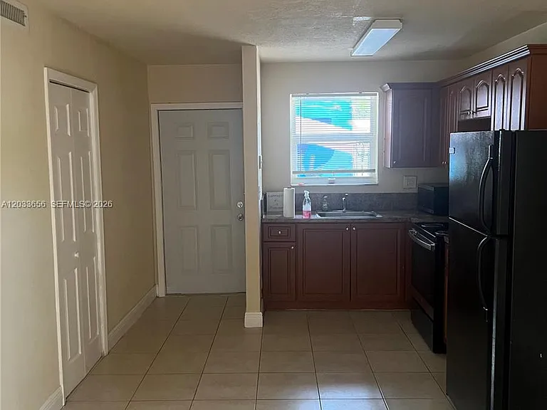 5900 NW 1st Ave #2 — Photo 3
