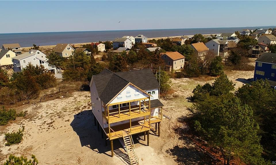 1st image of 1510 N Bay Shore Dr