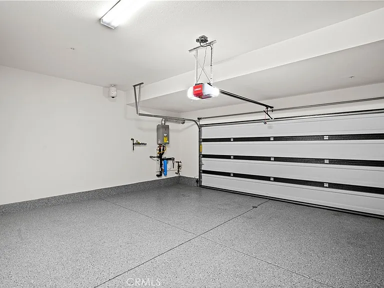 398 Sunrise Ln — Photo 11