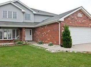4705 Ashford Dr, Matteson, IL 60443