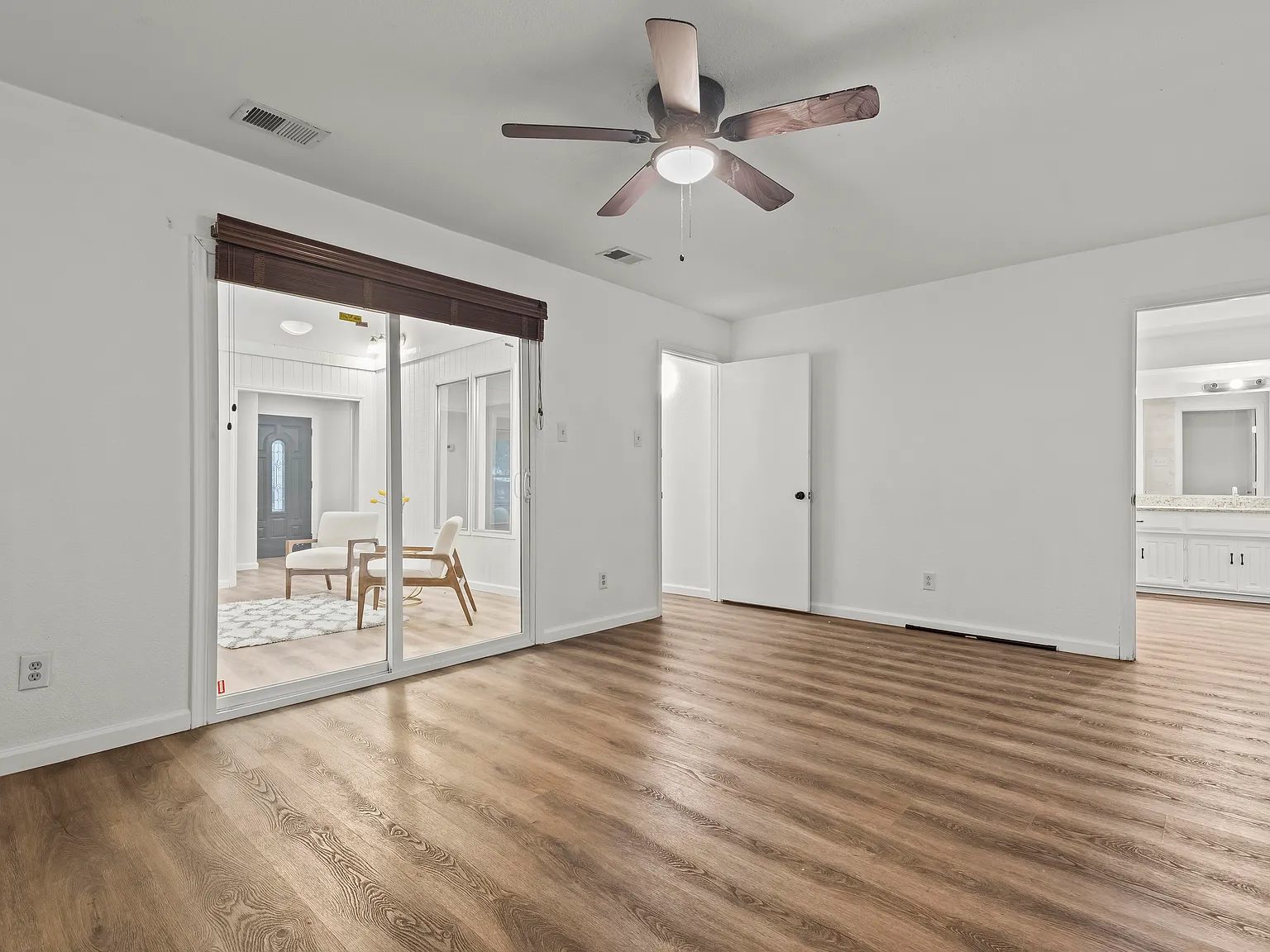 4 bed, 1657 sqft, $2,195 — Photo 2