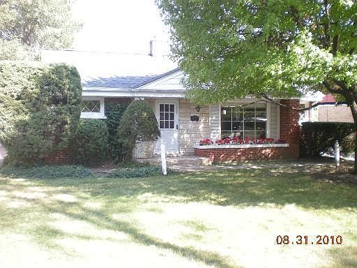 1st image of 7923 N Nora Ave