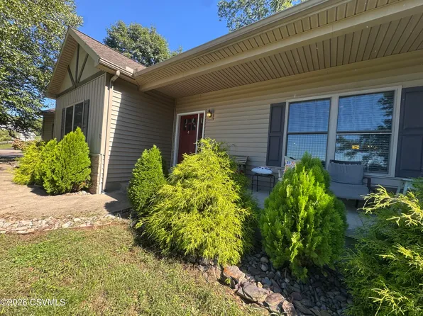 554 Clints Ln, Bloomsburg, PA 17815