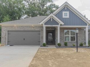 7018 Ironwood Cir, Newburgh, IN 47630
