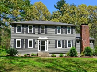 13 Robin Rd, Norfolk, MA 02056