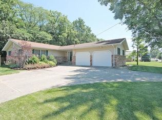 980 Kirk Dr, Mt Zion, IL