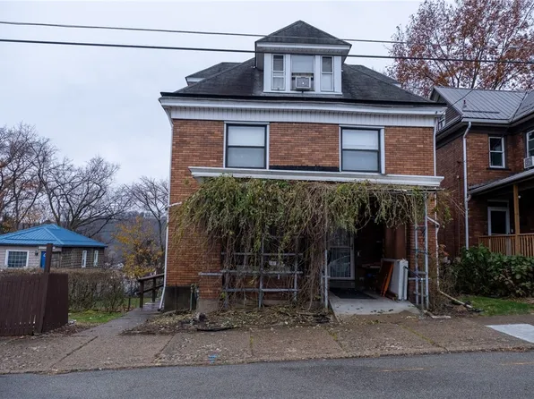608 E 8th Ave, Tarentum, PA 15084
