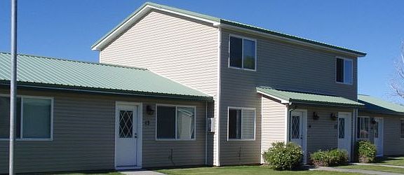 3rd image of 632 Butte Ave #6