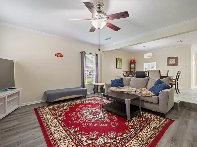 5632 Campus Dr — Photo 8