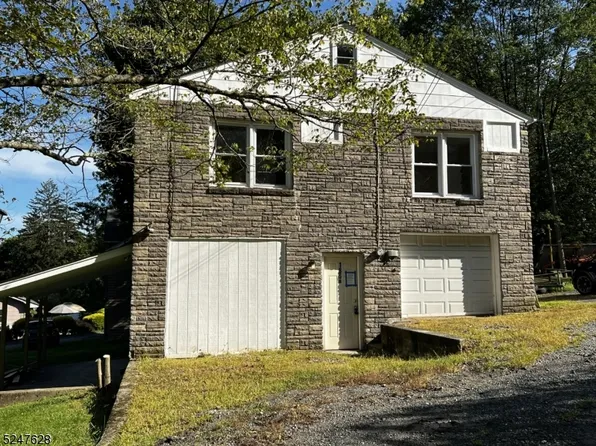 185 Belvidere Ave #B, Oxford, NJ 07863