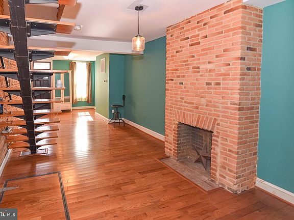 5th image of 1238 Wall St