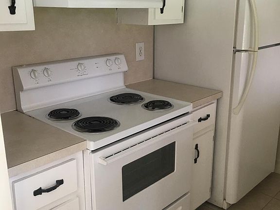 2nd image of 138 San Juan Cir #138