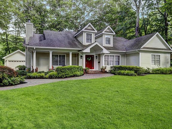 3rd image of 159 Greenoak Blvd