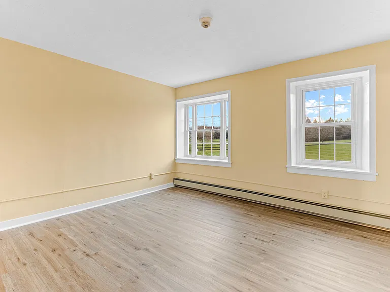 18429 Middletown Rd — Photo 13