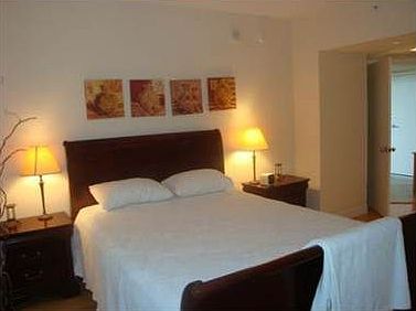 4th image of 1330 West Ave APT 1405