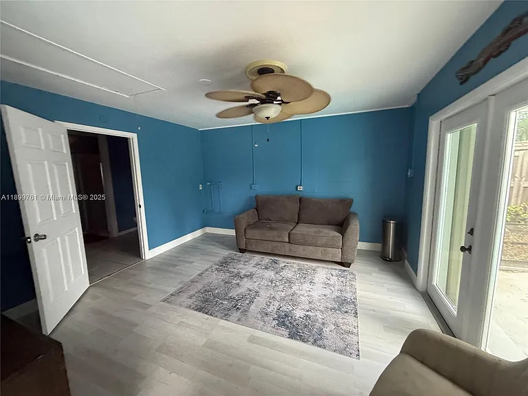 1708 Saint Lucie Ct — Photo 5