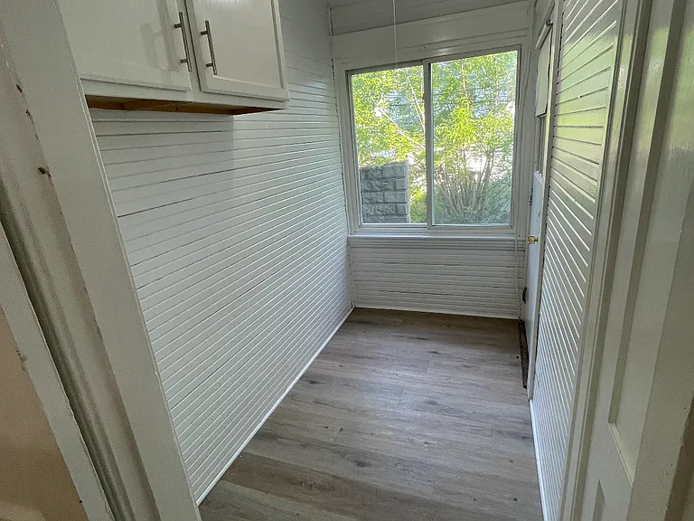 8 Underwood St #A — Photo 17