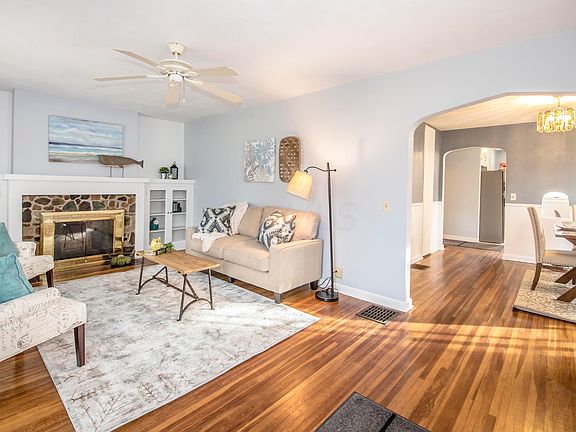 2nd image of 234 Robinwood Ave