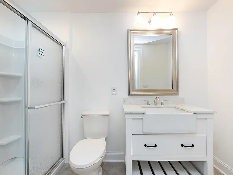 400 S Sanford St — Photo 6