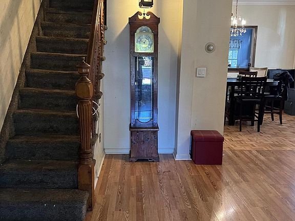 4th image of 770 Brighton Ave