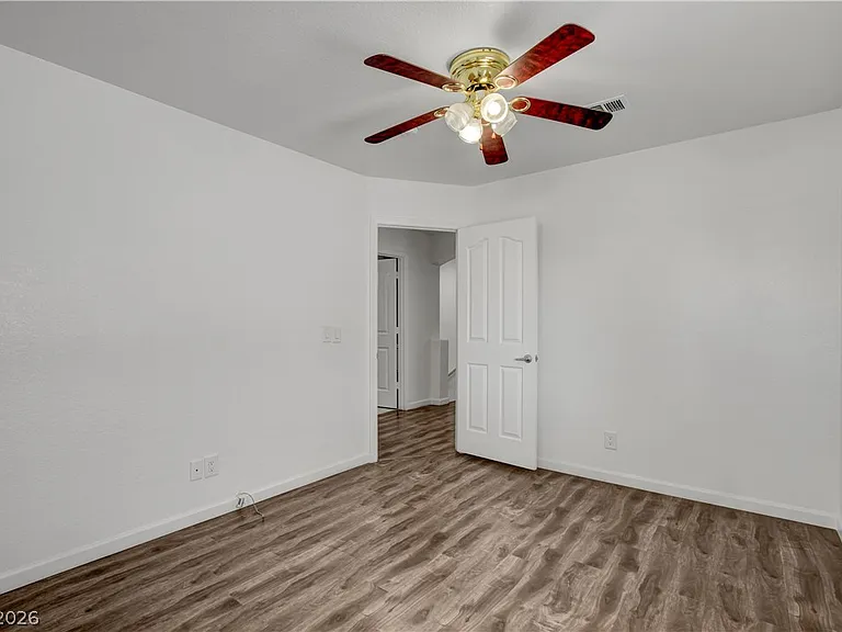 3557 Sedwick Dr — Photo 39