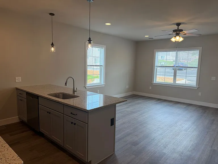 Salem Run Apartments Phase 2 — Photo 238