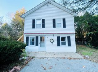 3 Burlake Rd #C, Quaker Hill, CT 06375