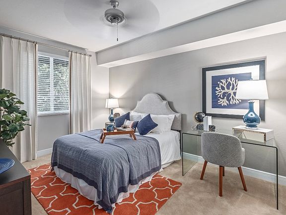 4th image of 18001 Biscayne Blvd #100