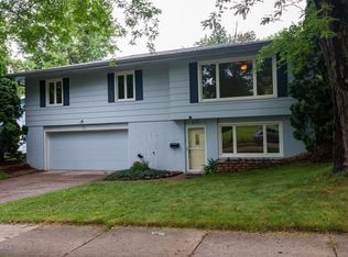 535 26th St NW, Rochester, MN 55901