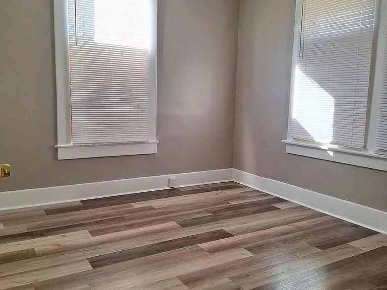 1460 Lyndale Ave — Photo 11